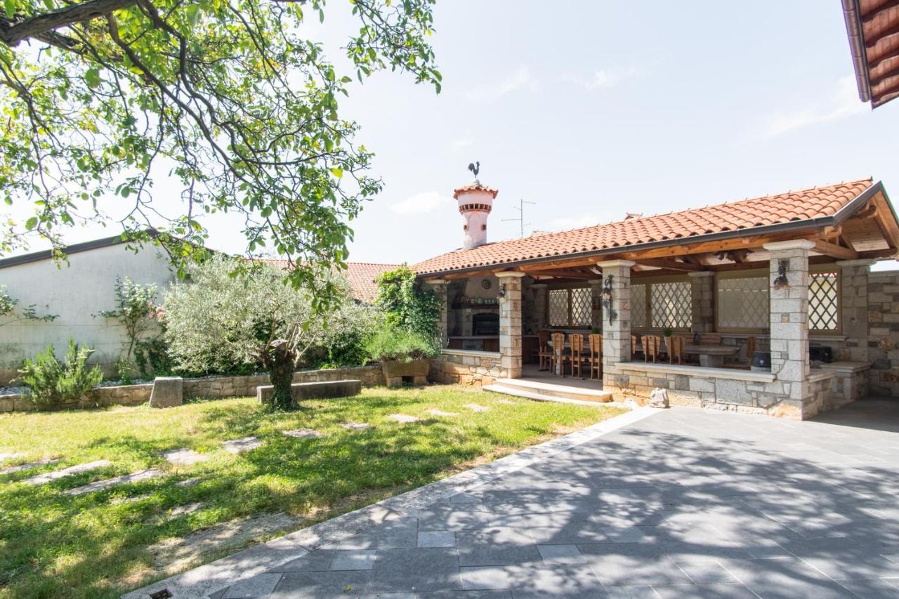 Villa Hermes Art Dutovlje Εξωτερικό φωτογραφία