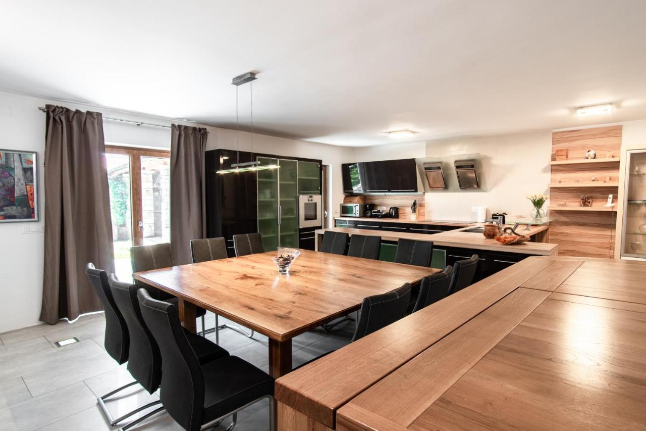 Villa Hermes Art Dutovlje Εξωτερικό φωτογραφία