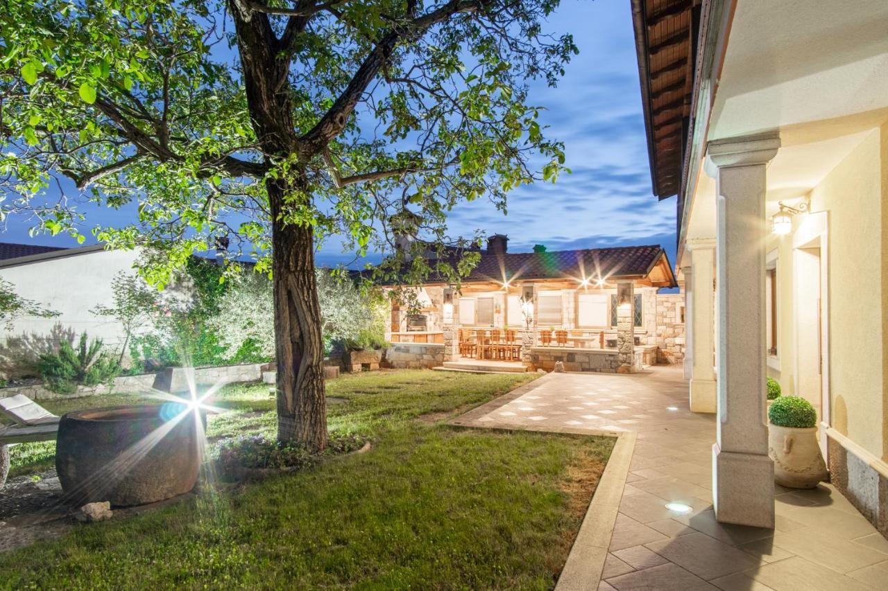 Villa Hermes Art Dutovlje Εξωτερικό φωτογραφία
